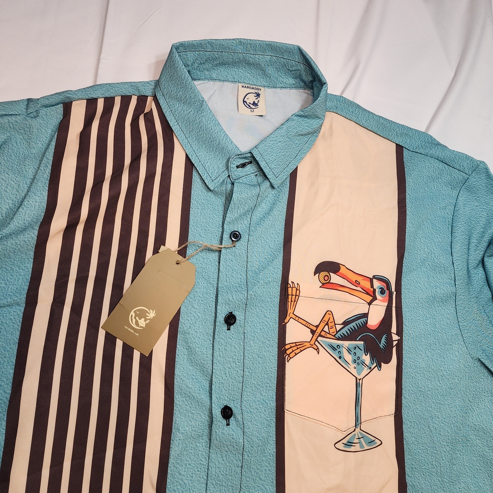 Vacation Hawaii Blue and Cream Casual Button Down Graphic Tocan Design NWT